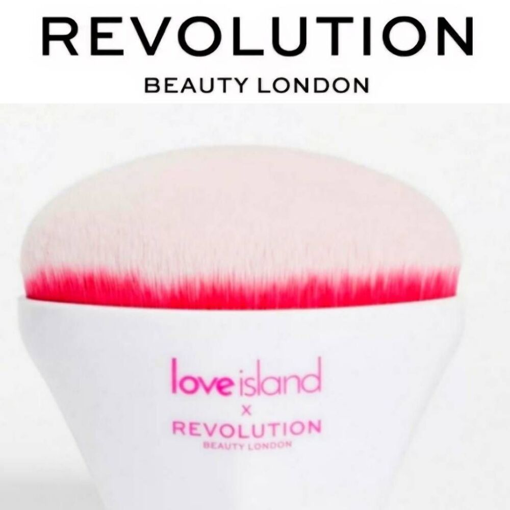 Revolution Beauty X LoveIsland Face & Body Blender Brush
